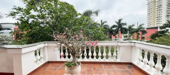 5 bedrooms House in Tay Ho, Vietnam No. 626 29