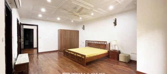 5 bedrooms House in Tay Ho, Vietnam No. 626 10