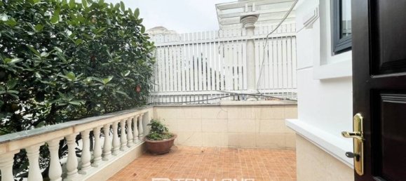 5 bedrooms House in Tay Ho, Vietnam No. 626 11