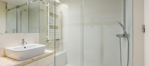 5 bedrooms House in Porto, Portugal No. 118902 14