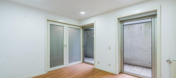 5 bedrooms House in Porto, Portugal No. 118902 37