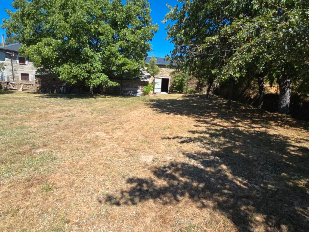 Terrain à Zamora, Spain 485m² No. 191518