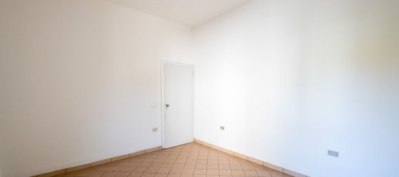 3 Schlafzimmer Wohnung in Modena, Italy, Nr. 365277 10