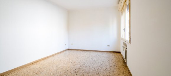 3 Schlafzimmer Wohnung in Modena, Italy, Nr. 365277 14
