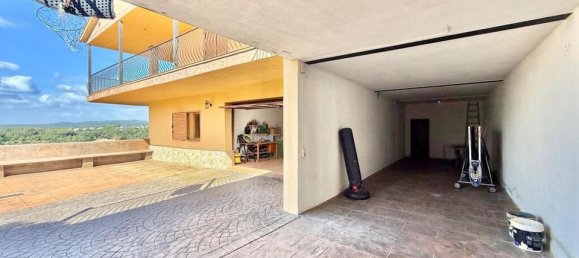 Villa de 5 dormitorios en Riells i Viabrea, Spain No. 179117 18