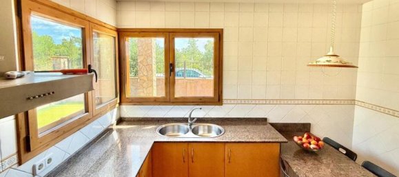 Villa de 5 dormitorios en Riells i Viabrea, Spain No. 179117 36