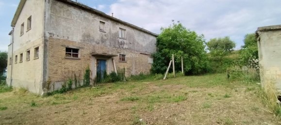 5-Zimmer Haus in Monteprandone, Italy, Nr. 147485 3