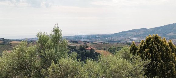 5-Zimmer Haus in Monteprandone, Italy, Nr. 147485 23