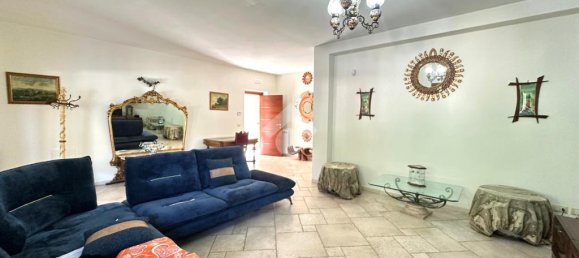 3 bedrooms Villa in Canosa di Puglia, Italy No. 377618 5