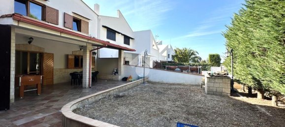 3 bedrooms Villa in Canosa di Puglia, Italy No. 377618 3