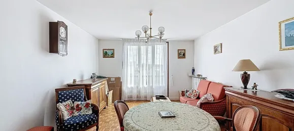 2 bedrooms Apartment in Maisons-Alfort, France No. 352631 3