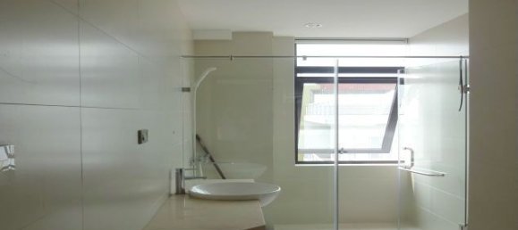 3 bedrooms Apartment in Tay Ho, Vietnam No. 4988 9