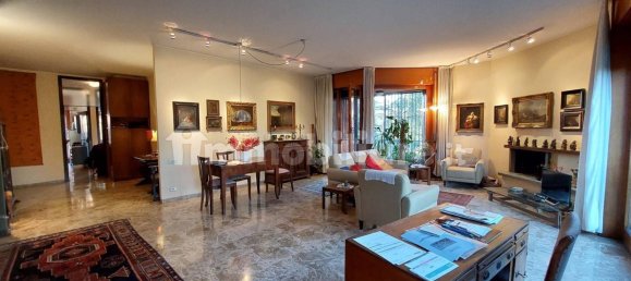 3 chambres Appartement à Monza, Italy No. 259321 5