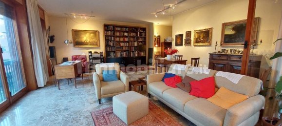 3 chambres Appartement à Monza, Italy No. 259321 6