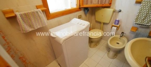 3 bedrooms Apartment in Comacchio, Italy No. 344331 15