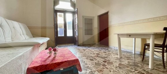 Apartamento de 3 habitaciónes en Andria, Italy No. 9427 6