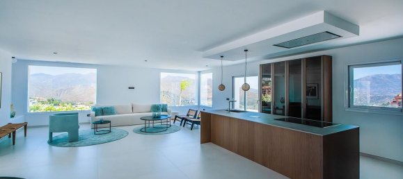 4 Schlafzimmer Haus in Marbella, Spain, Nr. 135259 5