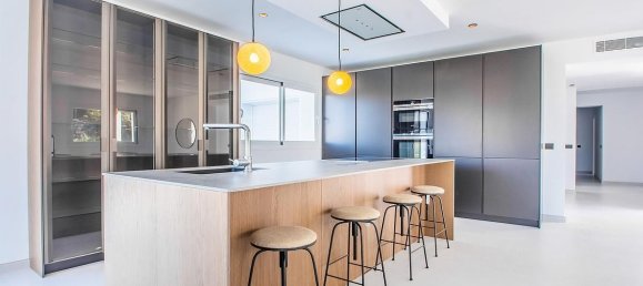 4 Schlafzimmer Haus in Marbella, Spain, Nr. 135259 9