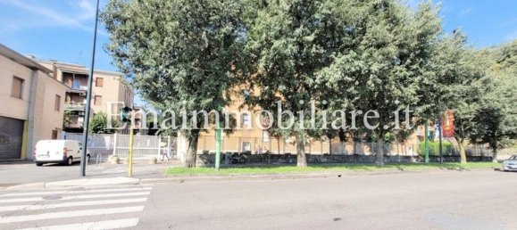 2 bedrooms Apartment in Milan, Italy No. 352172 30