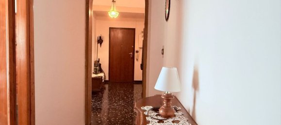 Apartamento de 4 divisões em Imperia, Italy N.º 275608 12