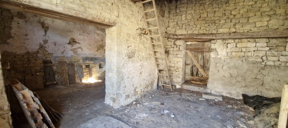 4 Schlafzimmer Haus in Melay, France, Nr. 251841 16