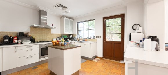 4 Schlafzimmer Villa in Jumeirah Golf Estates, UAE, Nr. 28440 3