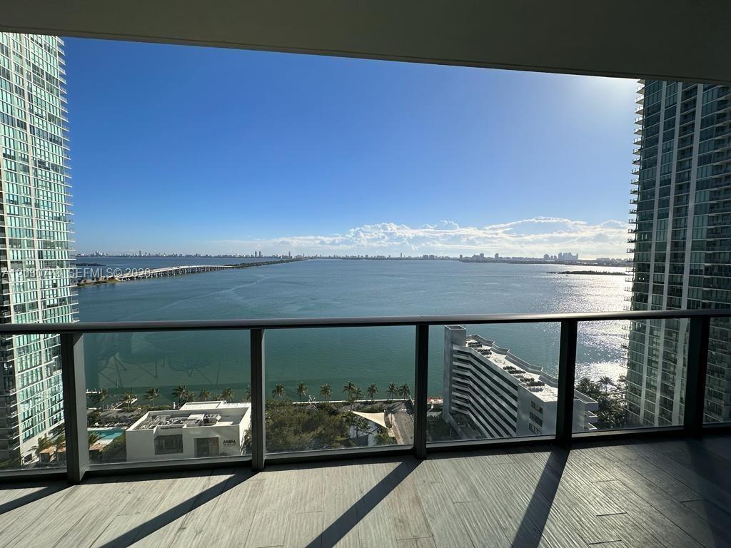 4 Schlafzimmer Gewerbliche Immobilien in Miami, USA, Nr. 615042