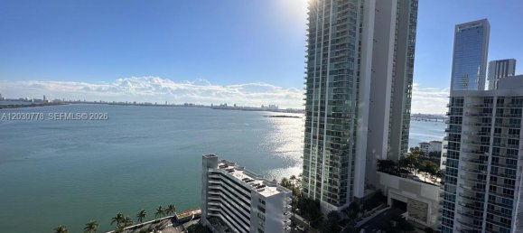 4 Schlafzimmer Gewerbliche Immobilien in Miami, USA, Nr. 615042 2