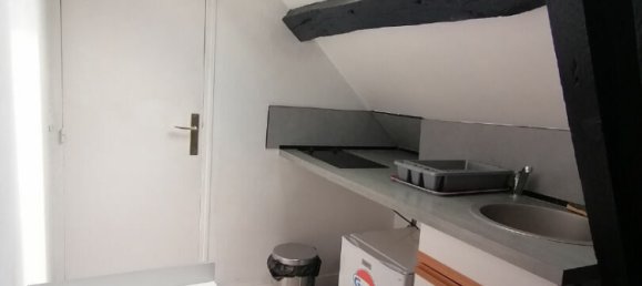 1 bedroom Apartment in Nogent-le-Roi, France No. 90145 3