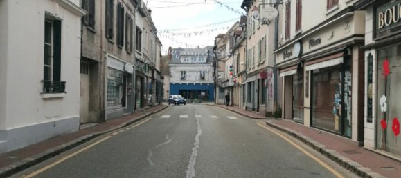 1 bedroom Apartment in Nogent-le-Roi, France No. 90145 4