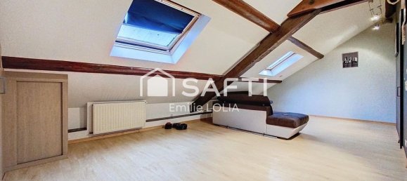 1 غرف نوم شقة في Nilvange, France رقم 46165 28