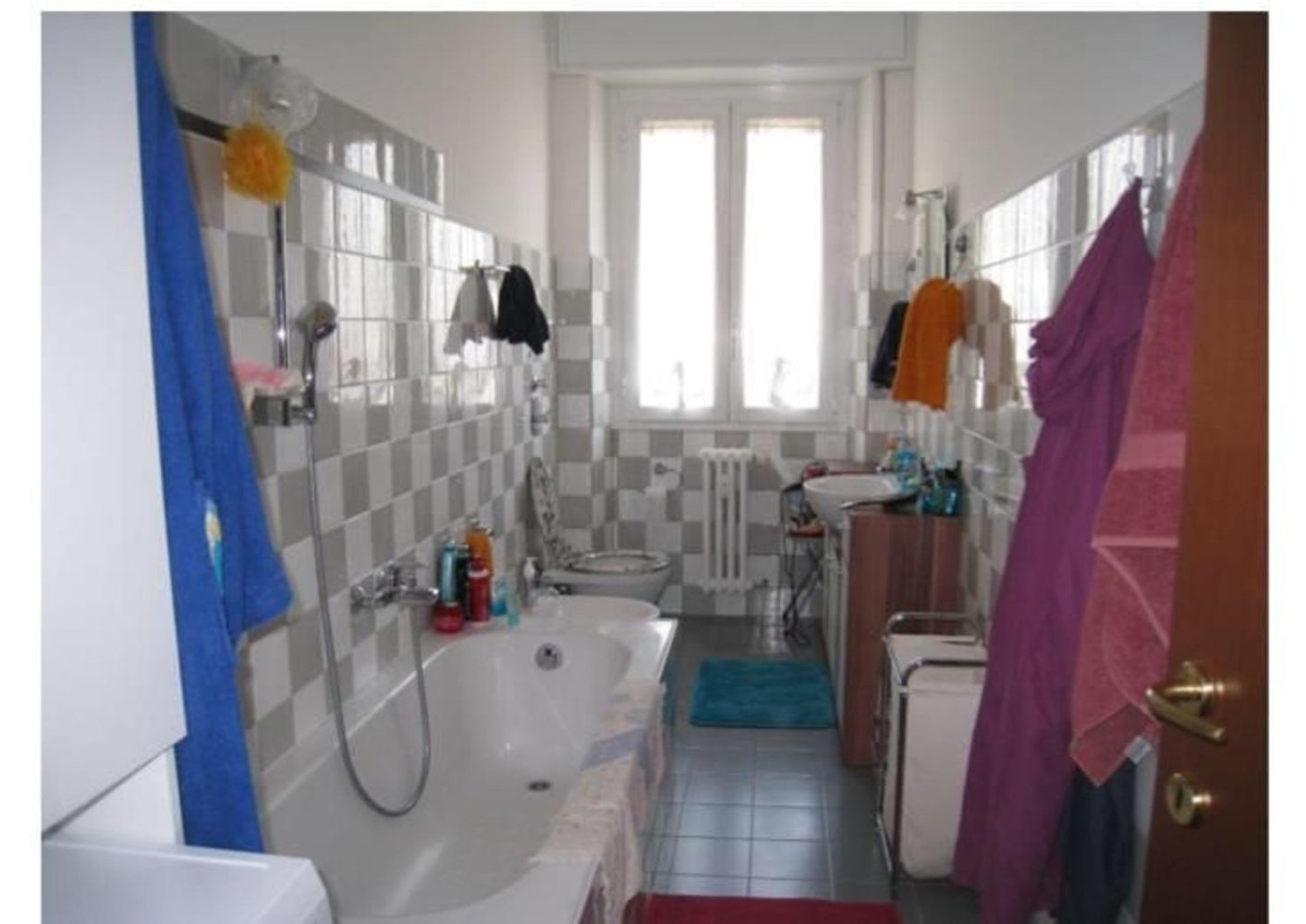 3-Zimmer Wohnung in Milan, Italy, Nr. 240577