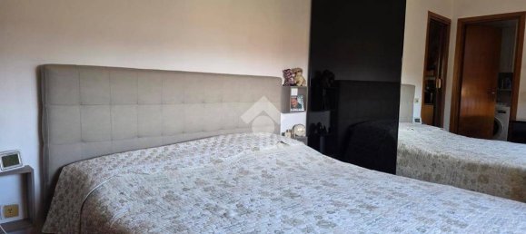 1 bedroom Apartment in Rome, Italy No. 319123 5