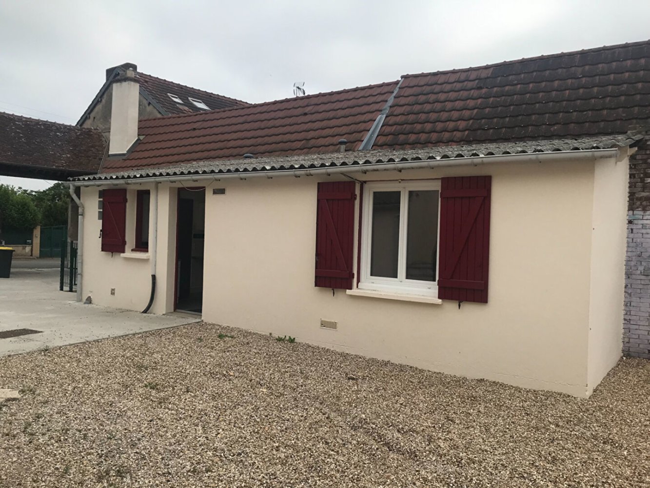 Apartamento de 1 dormitorio en Anet, France No. 257978