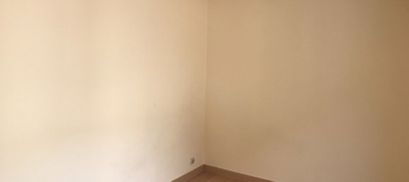 Apartamento de 1 dormitorio en Anet, France No. 257978 6