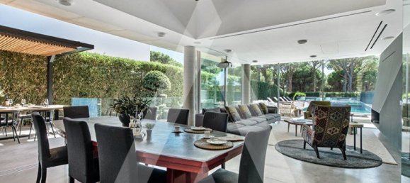 4 bedrooms Villa in Loule, Portugal No. 121981 16