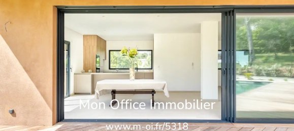 5 bedrooms Villa in Saint-Raphael, France No. 298825 3