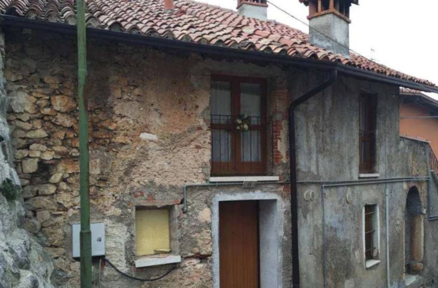 Apartamento de 3 habitaciónes en Serle, Italy No. 180949
