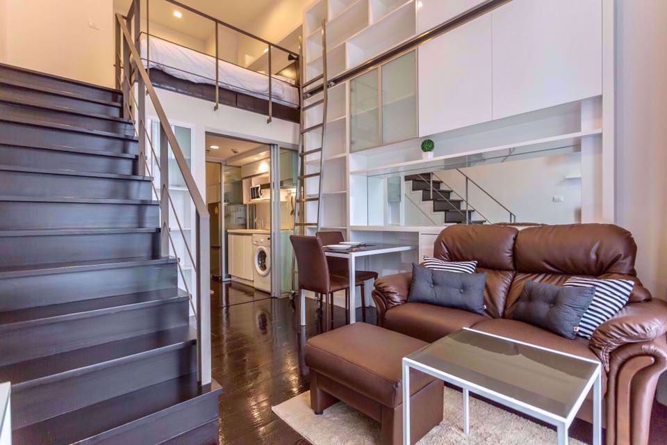 1 Schlafzimmer Doppelhaus in Khlong Toei, Thailand, Nr. 9733