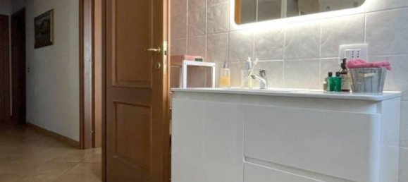 4 chambres Villa à Sant'Alessio con Vialone, Italy No. 59791 20