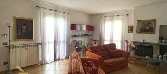 4 chambres Villa à Sant'Alessio con Vialone, Italy No. 59791 3