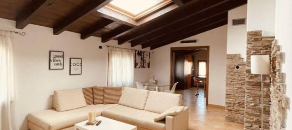 4 chambres Villa à Sant'Alessio con Vialone, Italy No. 59791 31