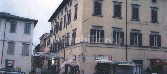 2 rooms Commercial property in Città di Castello, Italy No. 90981 3