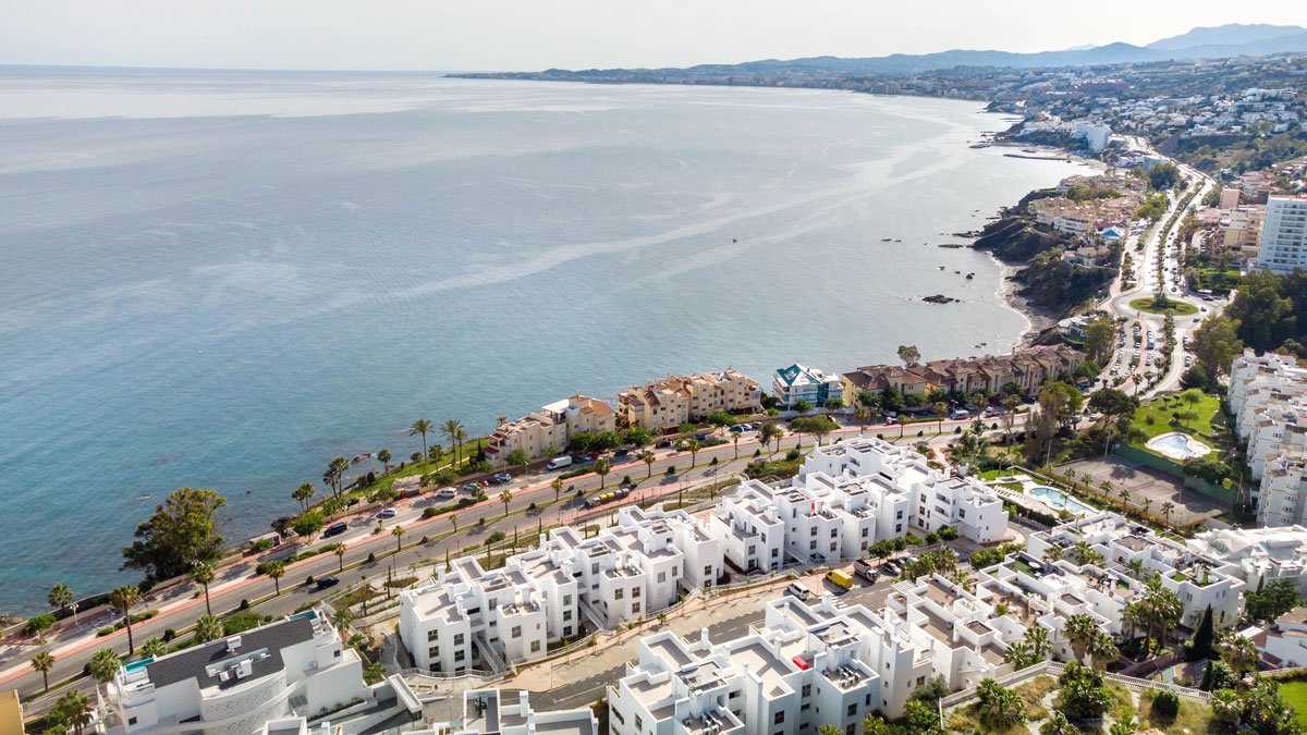 Apartamento de 2 dormitorios en Benalmádena, Spain No. 4377