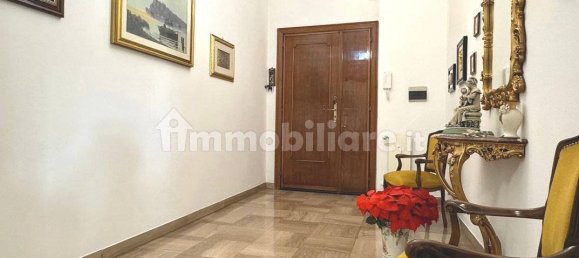 3 Schlafzimmer Wohnung in Rome, Italy, Nr. 206829 5