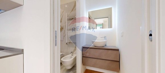 2 rooms Apartment in Milan, Italy No. 338101 8