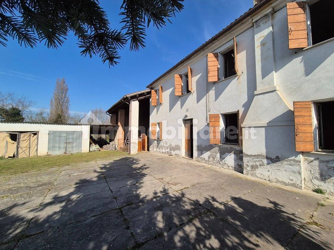 3 Schlafzimmer Haus in Montagnana, Italy, Nr. 108651