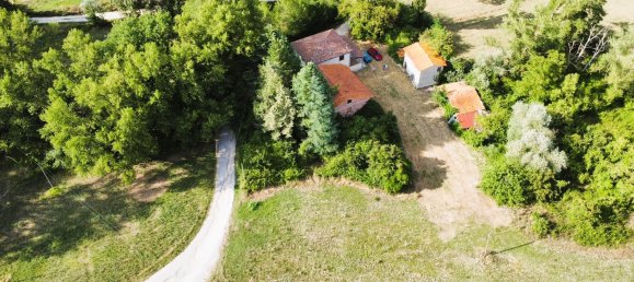 Вилла с 9 комнатами в Гвальдо Тадино, Италия № 275435 2