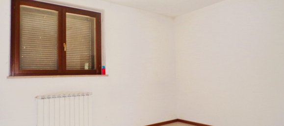 Вилла с 9 комнатами в Гвальдо Тадино, Италия № 275435 34