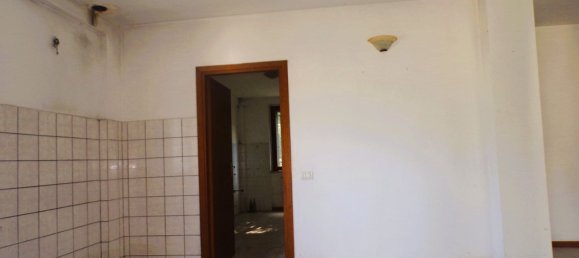 Вилла с 9 комнатами в Гвальдо Тадино, Италия № 275435 11